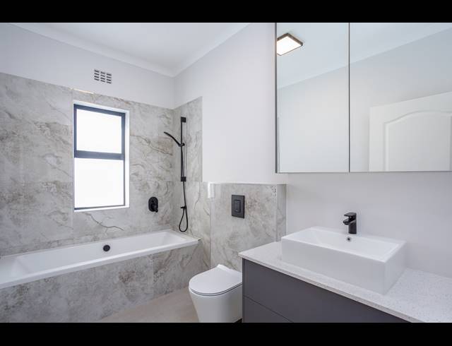 3 BEDROOM HOUSE TO LET IN SYBRAND PARK